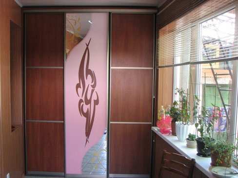 шкаф-купе на балкон